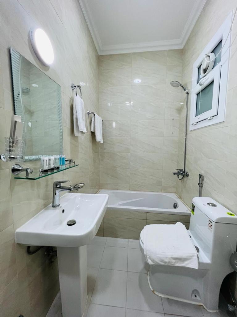 Chelsea Gardens Apartment Доха Экстерьер фото